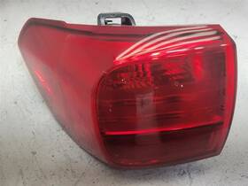 92401-a9020 Kia 2015-2016 Sedona Driver Tail Light Quarter Panel Mounted Without Led