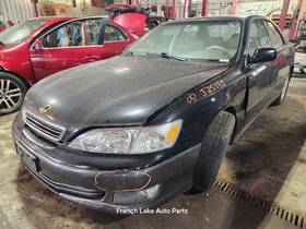 116-60215r Lexus Passenger Right Corner/park Light-turn Signal Fits 00-01 Es300 1284765