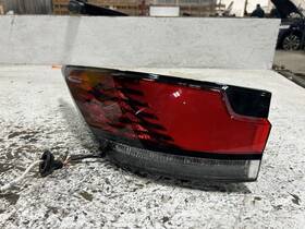 166.le1125 Lexus 2025 Rx350 Driver Left Side Led Tail Light Quarter Mounted Oem