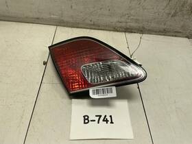 4445099276 Lexus 2003 Es300 Rear Left Driver Side Lid Mounted Tail Lamp Oem