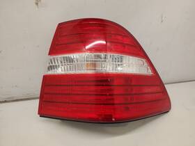 81551-50140 Lexus Ls430 Base Right Quarter Mounted Taillight 2004-2006