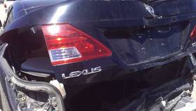 Lexus 8159153110 Driver Left Tail Light Convertible Lid Mounted Fits 10-15 Is250 30366399