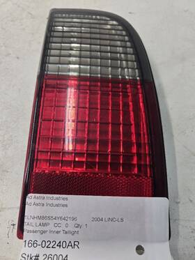 166-02240ar Lincoln 2003 2004 2005 2006 Ls Passenger Right Inner Tail Light Oem