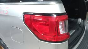 166-10413l Lincoln Driver Left Tail Light Quarter Panel Mounted Fits 18-21 Navigator 7849753