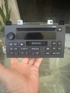 6w1t-18c868-ea Lincoln 6wit-18c868-ea 2005-2011 Town Car Radio Cd Player Soundmark Oem
