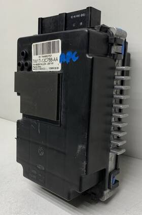 W1t-13c788-aa Lincoln Factory Oem Part W1t-13c788-aa. 06-08 Town Car Grand Marquis Crown Victoria Lighting Control Module 7w1t-13c788