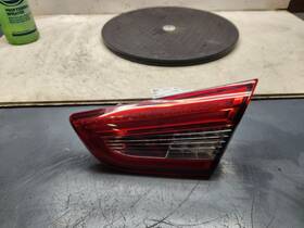 166.ma1v18 Maserati 2018 Ghibli Passenger Side Lid Mounted Led Tail Lamp Oem