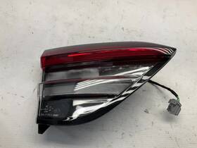 670155104 Maserati 21-24 Levante Left Driver Tail Light Led Trunk Lid Mounted Q