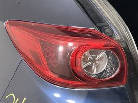 166-60520l Mazda Driver Tail Light Hatchback Quarter Panel Mounted Fits 14-18 3 2668925