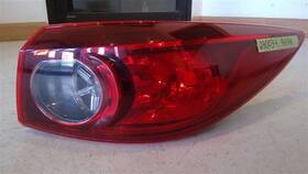 166-60525r Mazda Passenger Rear Tail Light Sedan Quarter Panel Mounted Fits 14-18 3 92309