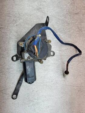 Fb0151671 Mazda 1984 1985 1986 1987 1988 1989 1990 1991 Rx-7 Left Headlamp Motor Actuator Fb0151671 Mazda 1984 1985 1986 1987 1988 1989 1990 1991 Rx-7 Left Headlamp Motor Actuator