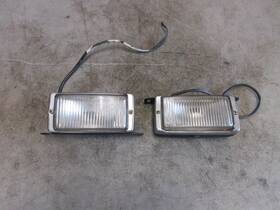 116.mb1u85 Mercedes-benz 72-89 R107 380 450 560 Left Driver And Right Passenger Fog Lights
