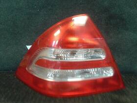 166-59175l Mercedes-benz Driver Tail Light 203 Type Sedan C320 Fits 01-04 C-class 339400