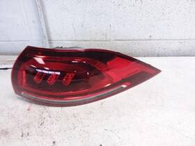 1679060507 Mercedes-benz 2022 Gle350 Passenger Right Side Tail Light Quarter Panel Mounted