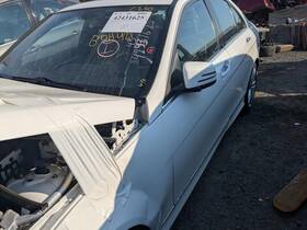 176.mb1e14 Mercedes-benz C250 2014 High Mounted Stop Light 30909184 176.mb1e14 Mercedes-benz C250 2014 High Mounted Stop Light 30909184