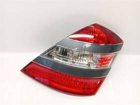 2218200466 Mercedes-benz 07-09 W221 S550 S63 Right Tail Light Lamp Passenger Side Oem