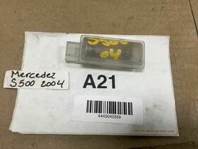 262.mb1q04 Mercedes-benz 2004 S500 Interior Trunk Light Oem