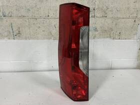 Mercedes-benz Truck 166.mb9t24 2024 Sprintv25 Driver Side Halogen Tail Light Quarter Mounted Oem