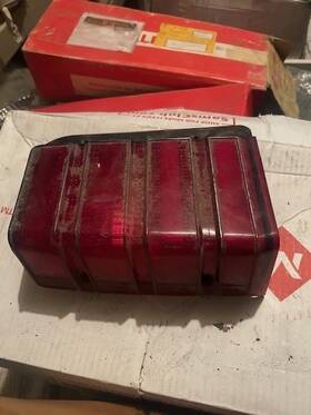 166-01065bl Mercury Driver Tail Light Station Wgn Excluding Villager Fits 81-85 Lynx 2563
