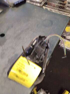 166-59881l Mini Cooper Driver Tail Light Convertible Fits 2005-2008