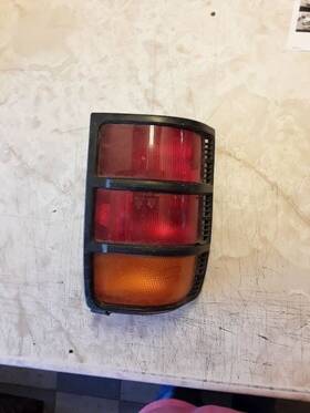 166-58549l Mitsubishi Driver Left Tail Light Fits 92-97 Montero 40790