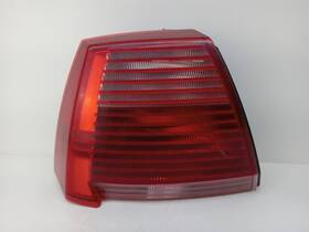 Mn161855 Mitsubishi Driver Tail Light Quarter Panel Mounted Fits 04-06 Galant