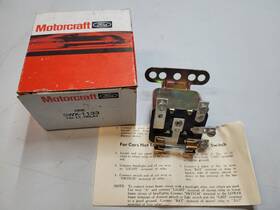 Swx-1133 Motorcraft Lr32 New Relay With Fuse Headlight Heated Seat Srp-1167 Lr-32 Nos