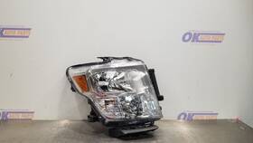 114-11761r Nissan 24 Titan Xd Headlight Headlamp Right Passenger Halogen