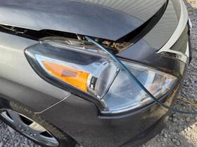 114-60438r Nissan Passenger Right Headlight Sedan Fits 15-19 Versa 3937885