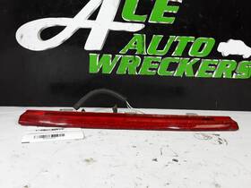 176.da1121 Nissan Armada 2021 High Mounted Stop Light 639023