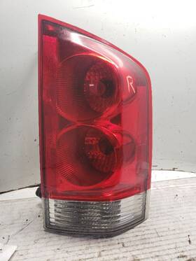 265507s025 Nissan Passenger Right Tail Light Thru 12/04 Fits 04-05 Armada 1326811
