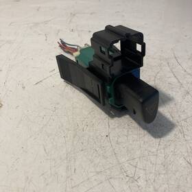 32396ktzk Oem 1998 - 2002 Oldsmobile Intrigue Hazard Flasher Switch 32396ktzk Oem 1998 - 2002 Oldsmobile Intrigue Hazard Flasher Switch