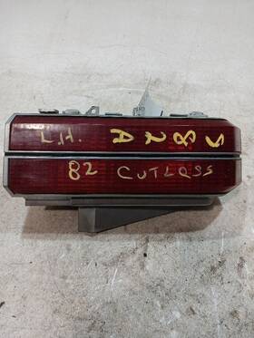 166-01147el Oldsmobile Driver Left Tail Light 2 Door Excluding Hurst Fits 81-83 Cutlass 166-01147el Oldsmobile Driver Left Tail Light 2 Door Excluding Hurst Fits 81-83 Cutlass