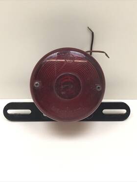 420-15 Peterson Manufacturing 428-16 Pm 428 Tail Light Back Up Housing Lens Red