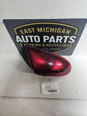 Pontiac 166-01566l Driver Tail Light 2 Door Quarter Panel Mounted Fits 95-99 Sunfire 49110