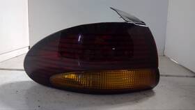 166-01677l Pontiac Driver Left Tail Light Quarter Panel Mounted Fits 96-99 Bonneville 515400