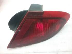 166-02013r Pontiac Rh Right Passenger Tail Light 2 Door Quarter Mounted 03-05 Sunfire R-top-6p 166-02013r Pontiac Rh Right Passenger Tail Light 2 Door Quarter Mounted 03-05 Sunfire R-top-6p