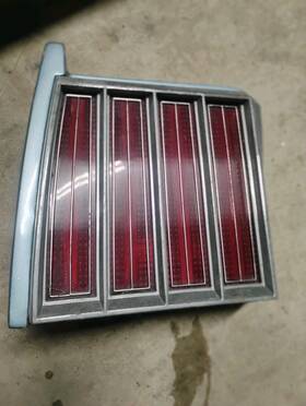 5970641 Pontiac 1979-1980 Grand Prix Left Driver Side Taillight Assembly Original Oem