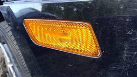 116-10068r Porsche Passenger Corner/park Light Side Marker Fits 15-19 Macan 1338058 116-10068r Porsche Passenger Corner/park Light Side Marker Fits 15-19 Macan 1338058