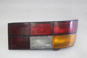 166-50594l Porsche 1985 944 Left Driver Side Tail Light Lamp Cracks 166-50594l Porsche 1985 944 Left Driver Side Tail Light Lamp Cracks