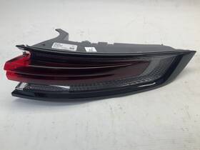 9y0945092s Porsche 23-25 Cayenne Rear Right Taillight Tail Light Lamp T 9y0945092s Porsche 23-25 Cayenne Rear Right Taillight Tail Light Lamp T