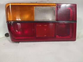 Renault 166-51259r Passenger Right Tail Light Fits 82-85 Fuego 2261258