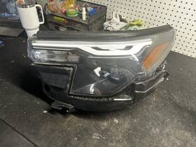 Subaru 114-12656l Driver Headlight Led Incandescent Turn Signal Base Fits 25 Forester 2126361