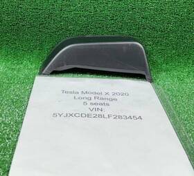 105881200b Tesla 2016-2023 Model X Rear Left Side Inner Taillight Lamp Cover Trim Oem