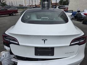 166.ts1p20 Tesla 3 2020 Tail Light Driver Quarter Panel