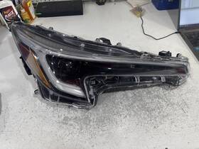 Toyota 114-12838r Passenger Headlight Led Turn Signal Fits 23-25 Corolla 2160031