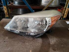 114-51507bl Toyota Driver Headlight Hatchback Without Smoked Trim Fits 12-14 Yaris 165231