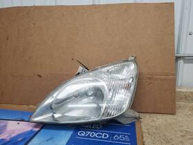 114-58749l Toyota Driver Left Headlight Fits 01-03 Prius 302315