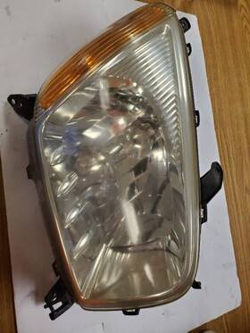 114-58752br Toyota Passenger Right Headlight Excluding Sport Package Fits 01-03 Rav4 355672