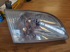 114-59988br Toyota Passenger Right Headlight Fits 01-03 Sienna 317452